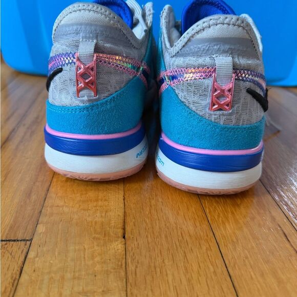Nike Zoom LeBron NXXT Gen Wolf Grey Blue Lightning Pink size 8 - Picture 3 of 10